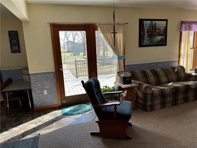 21352 State Highway 46 Highway, Maryville, MO 64468