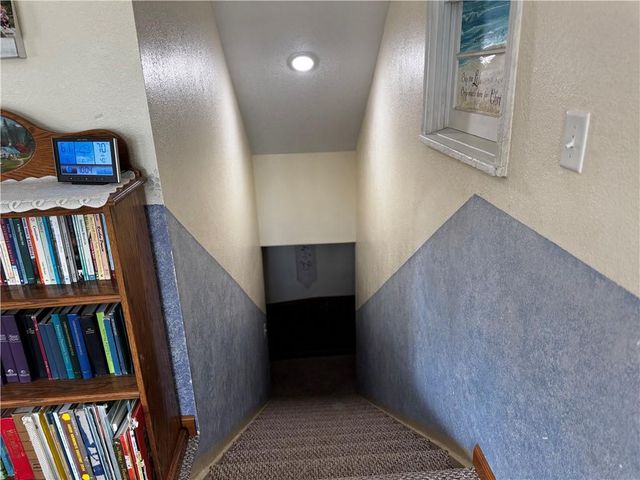 21352 State Highway 46 Highway, Maryville, MO 64468