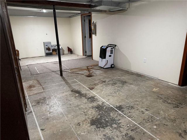 21352 State Highway 46 Highway, Maryville, MO 64468