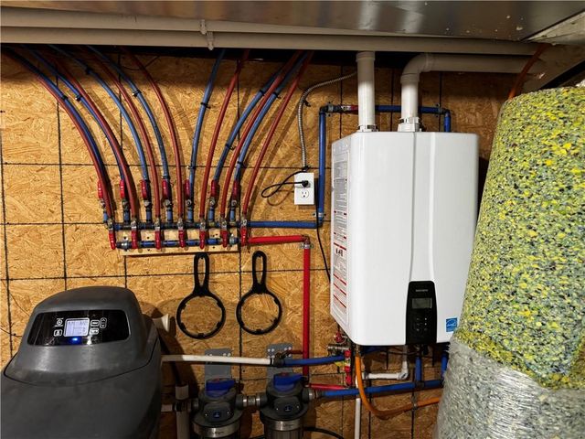 21352 State Highway 46 Highway, Maryville, MO 64468