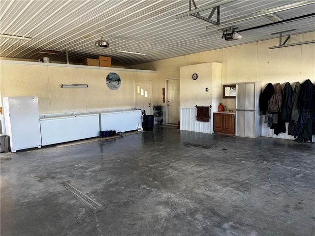 21352 State Highway 46 Highway, Maryville, MO 64468