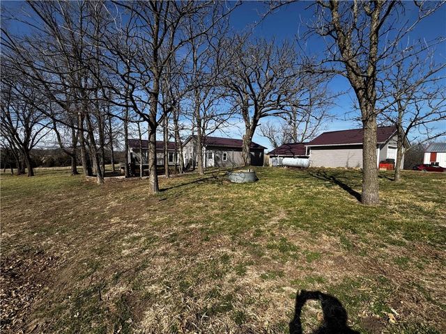 21352 State Highway 46 Highway, Maryville, MO 64468