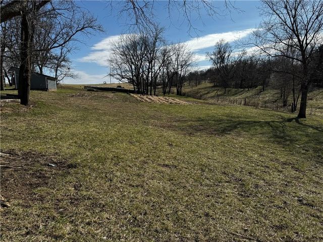 21352 State Highway 46 Highway, Maryville, MO 64468