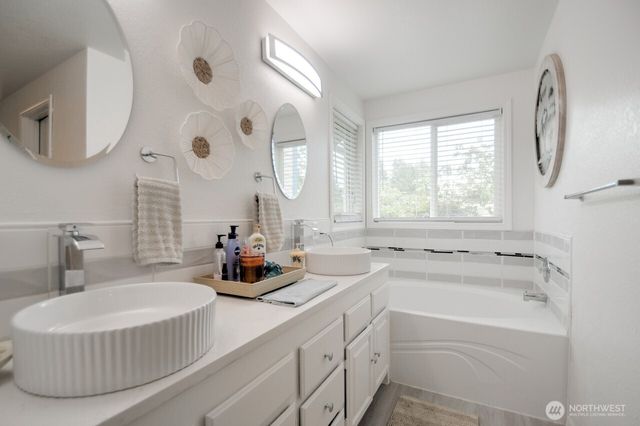 4035 Indian Summer Drive SE, Olympia, WA 98513