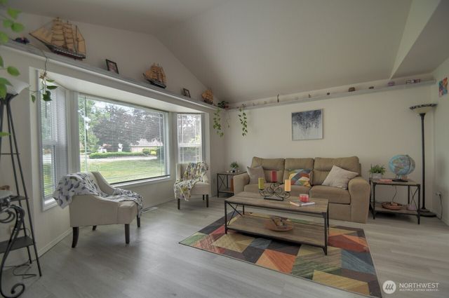 4035 Indian Summer Drive SE, Olympia, WA 98513