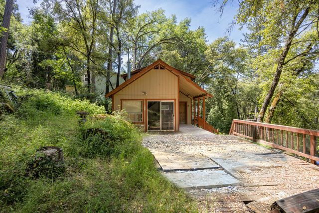 14772 River Ln, River Pines, CA 95675