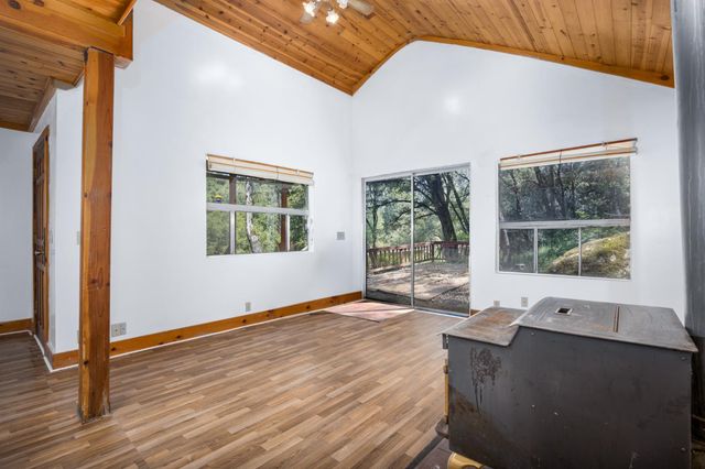 14772 River Ln, River Pines, CA 95675