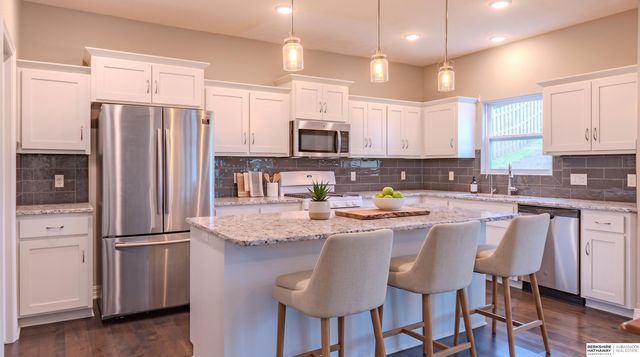 4504 S 198th Street, Omaha, NE 68135