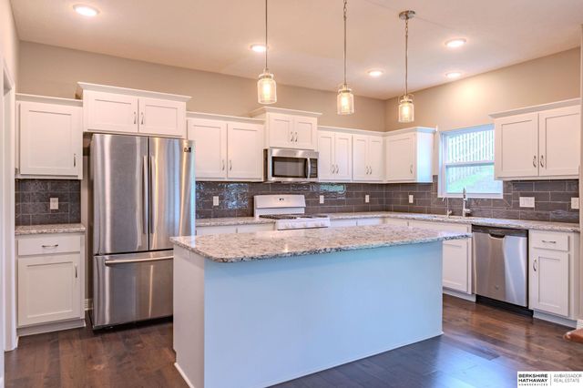 4504 S 198th Street, Omaha, NE 68135