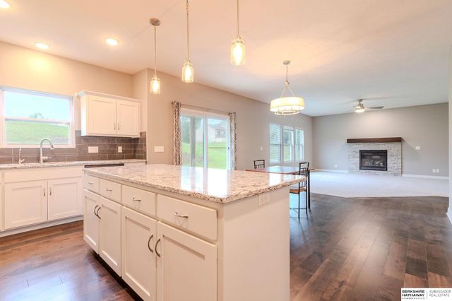 4504 S 198th Street, Omaha, NE 68135