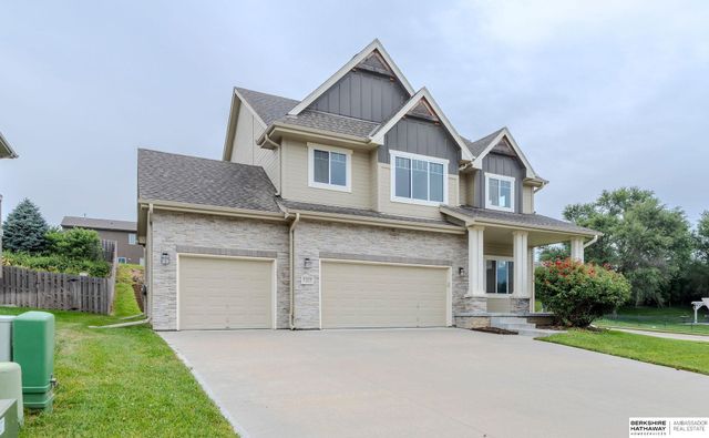 4504 S 198th Street, Omaha, NE 68135
