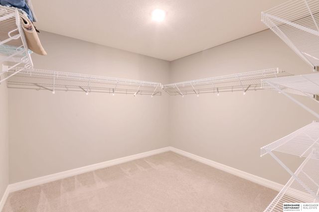 4504 S 198th Street, Omaha, NE 68135