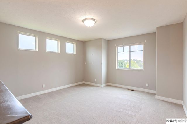 4504 S 198th Street, Omaha, NE 68135