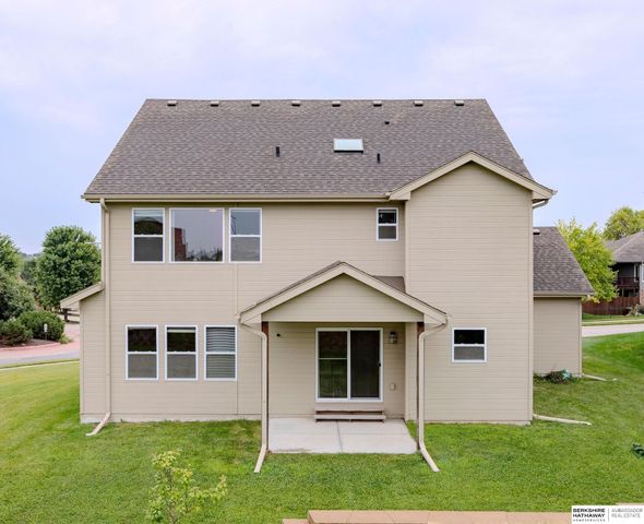 4504 S 198th Street, Omaha, NE 68135