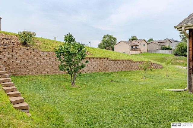 4504 S 198th Street, Omaha, NE 68135