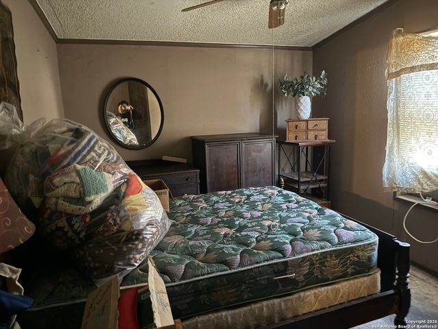 632 Academy B, Blanco, TX 78606