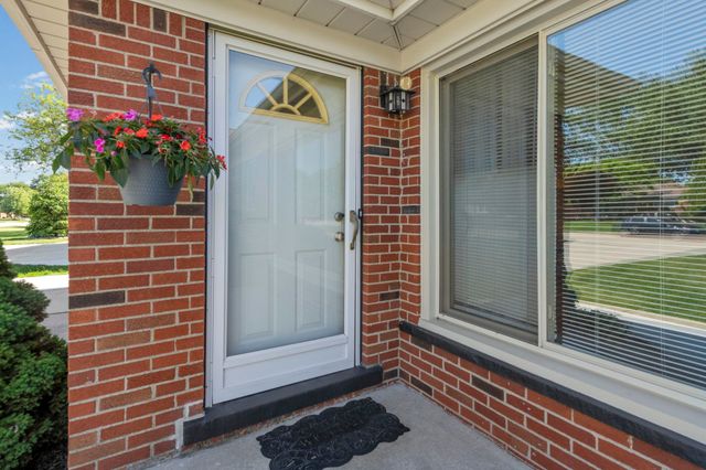 42355 Tessmer Drive, Sterling Heights, MI 48314