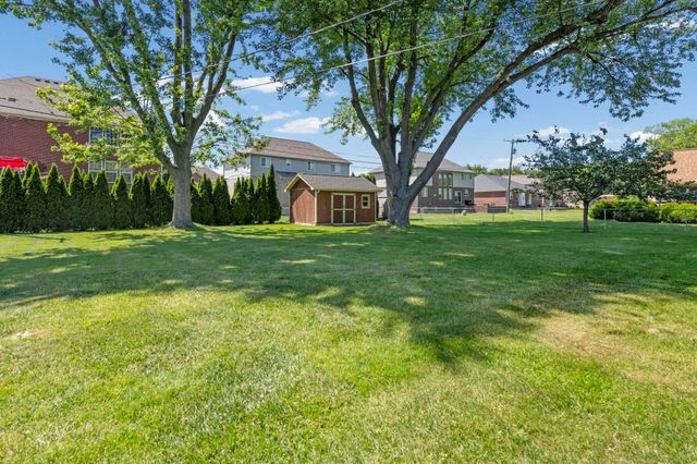 42355 Tessmer Drive, Sterling Heights, MI 48314