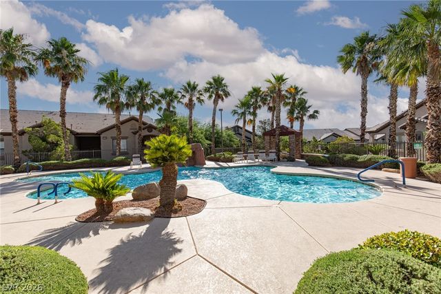 8250 North GRAND CANYON Drive 2144, Las Vegas, NV 89166