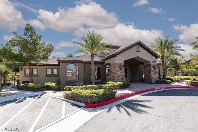 8250 North GRAND CANYON Drive 2144, Las Vegas, NV 89166