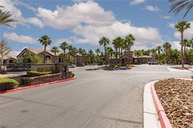 8250 North GRAND CANYON Drive 2144, Las Vegas, NV 89166