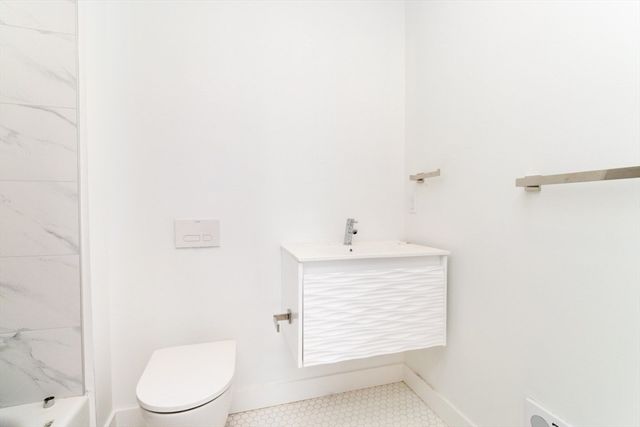 150 Williams 20, Chelsea, MA 02150