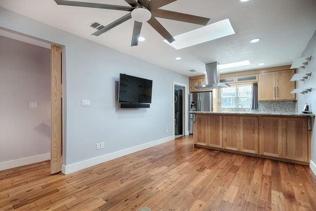 901 W Mary ST, Austin, TX 78704