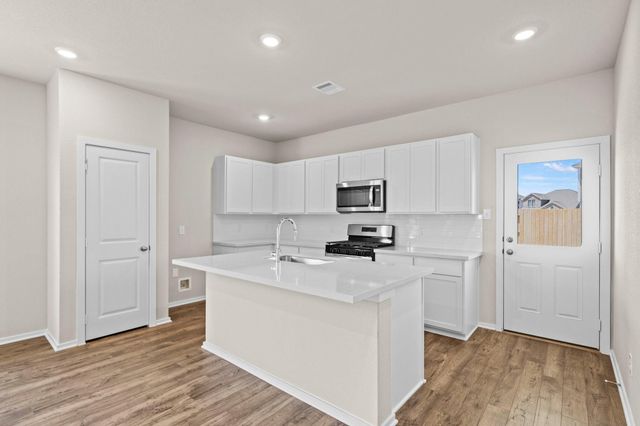 2903 Copper Falls Drive, Rosharon, TX 77583