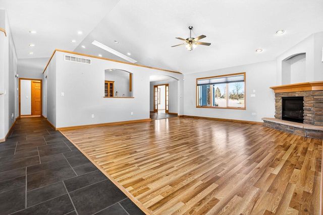 9410 MEMORY LANE, Neenah, WI 54956