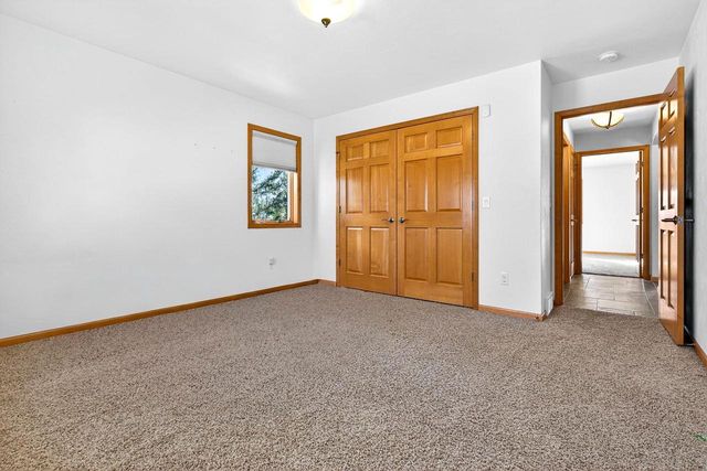 9410 MEMORY LANE, Neenah, WI 54956