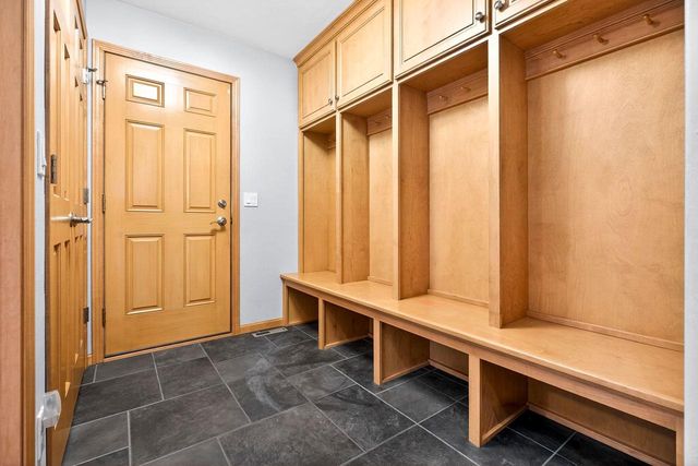 9410 MEMORY LANE, Neenah, WI 54956