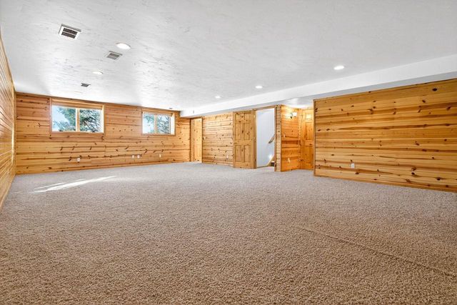 9410 MEMORY LANE, Neenah, WI 54956