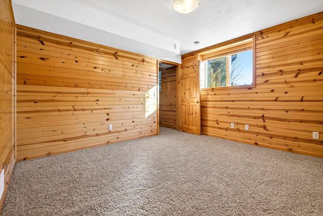 9410 MEMORY LANE, Neenah, WI 54956