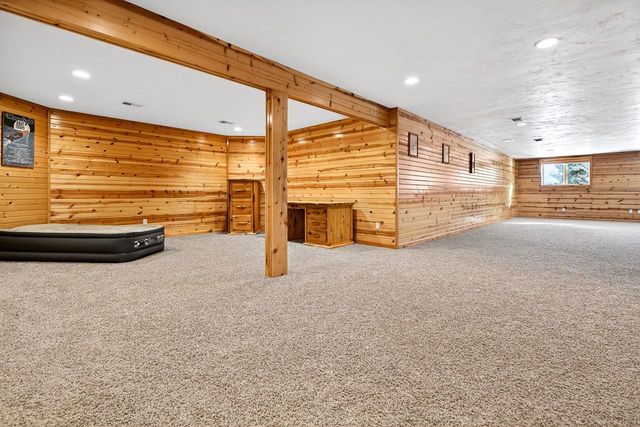 9410 MEMORY LANE, Neenah, WI 54956