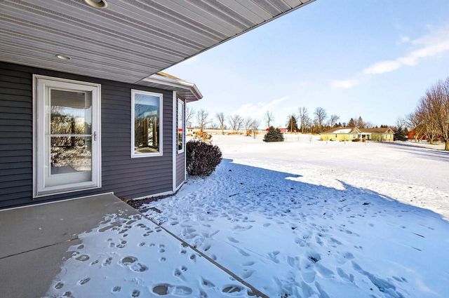 9410 MEMORY LANE, Neenah, WI 54956