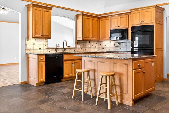 9410 MEMORY LANE, Neenah, WI 54956