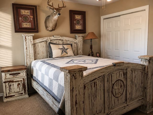 2902 Redstone Drive, Arlington, TX 76001