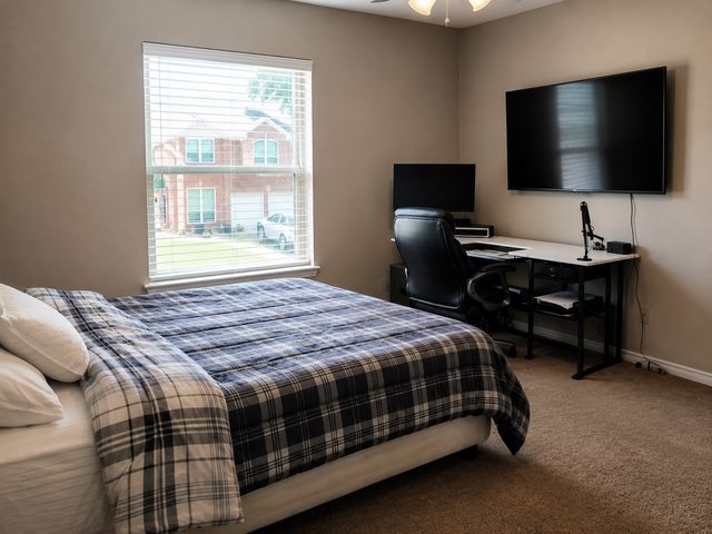 2902 Redstone Drive, Arlington, TX 76001