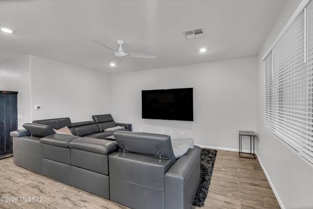 7238 S Pollux Place, Tucson, AZ 85757