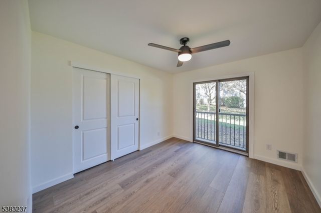 2015 Spruce Hills Dr, Glen Gardner Boro, NJ 08826