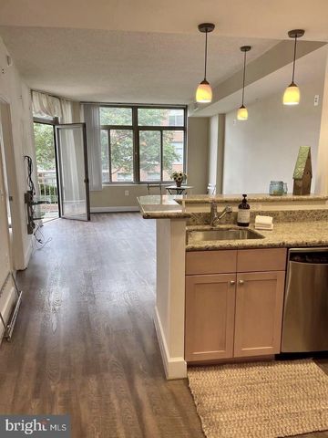 3600 S GLEBE RD #326W, Arlington, VA 22202