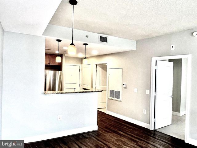 3600 S GLEBE RD #326W, Arlington, VA 22202