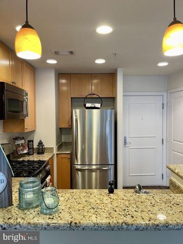 3600 S GLEBE RD #326W, Arlington, VA 22202
