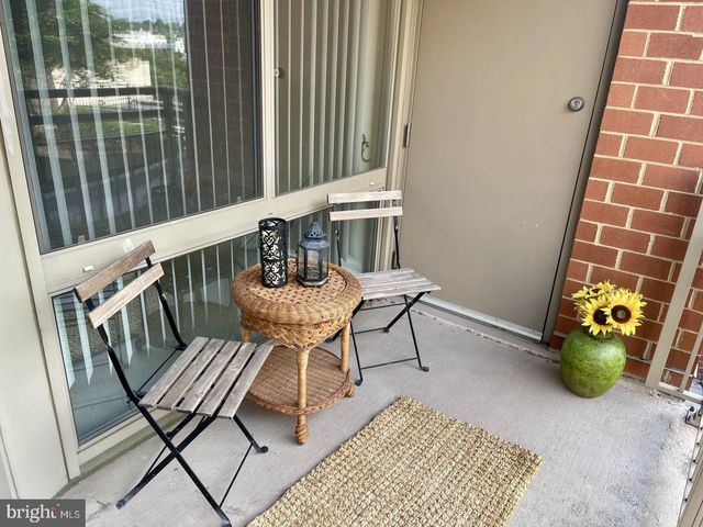 3600 S GLEBE RD #326W, Arlington, VA 22202