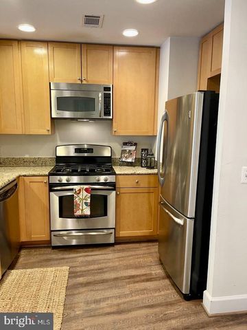3600 S GLEBE RD #326W, Arlington, VA 22202