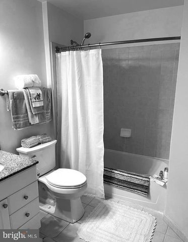 3600 S GLEBE RD #326W, Arlington, VA 22202
