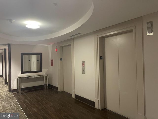 3600 S GLEBE RD #326W, Arlington, VA 22202
