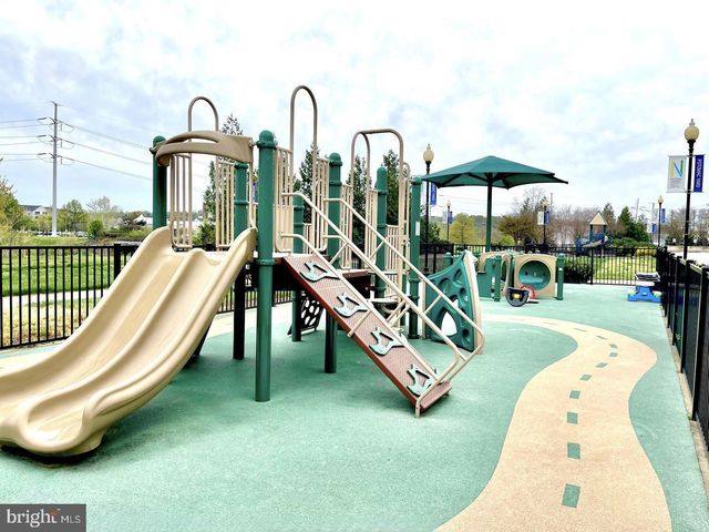 3600 S GLEBE RD #326W, Arlington, VA 22202