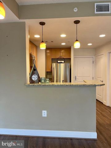 3600 S GLEBE RD #326W, Arlington, VA 22202