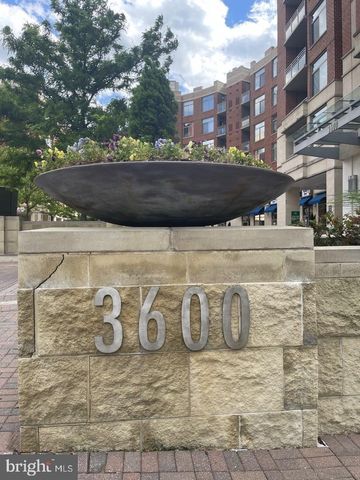 3600 S GLEBE RD #326W, Arlington, VA 22202